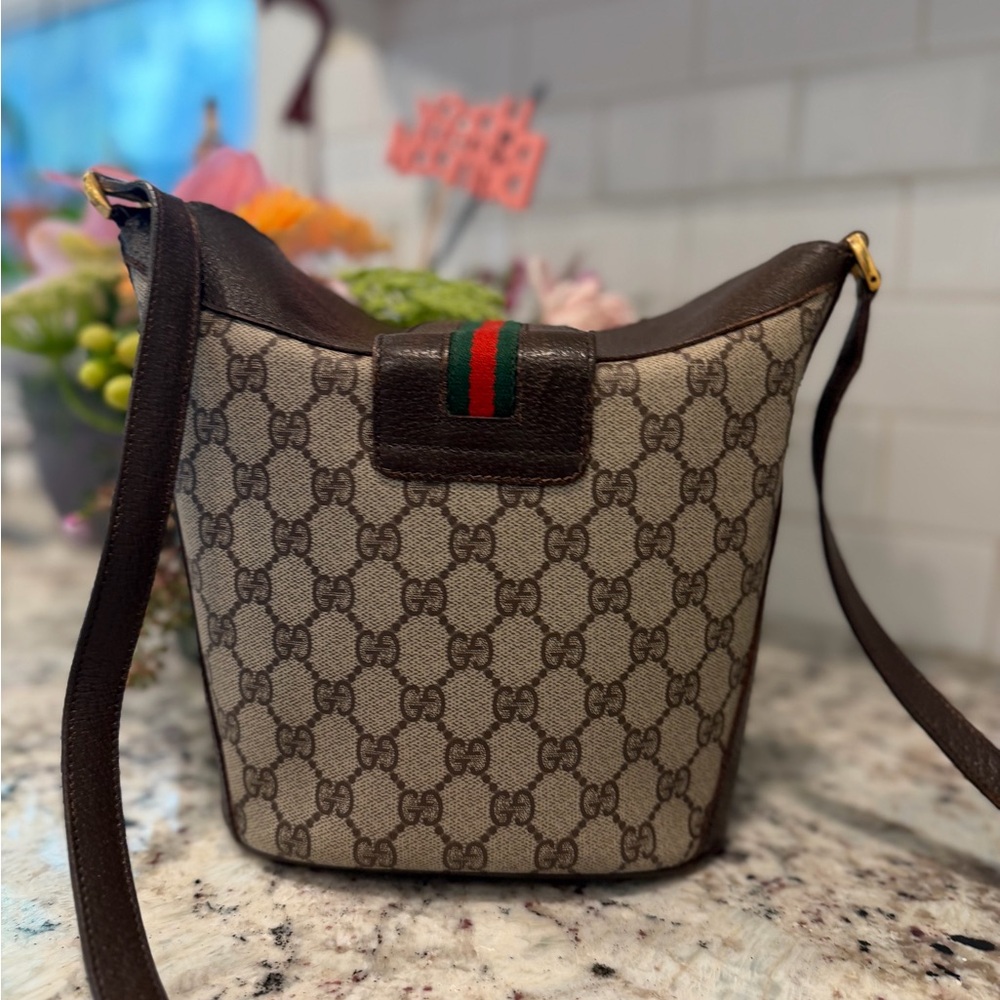 Gucci Beige and Brown Crossbody Bag - Picture 9 of 16